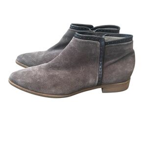 Italeau Suede Ankle Booties Womans Size 11.5. EU